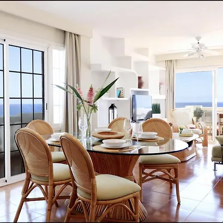 Con Terraza Vistas Al Mar דירה